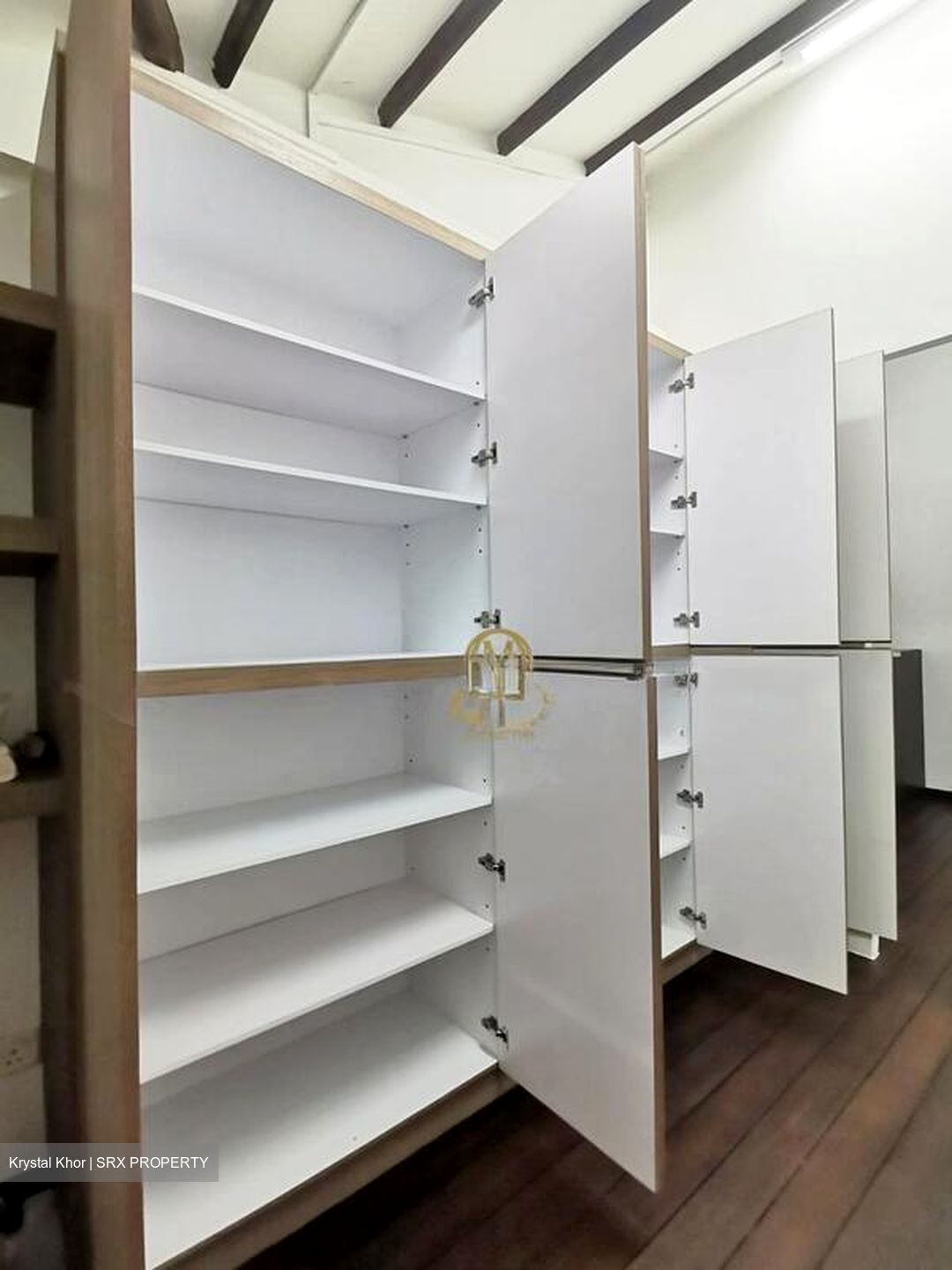 100 Am (D2), Office #517811251